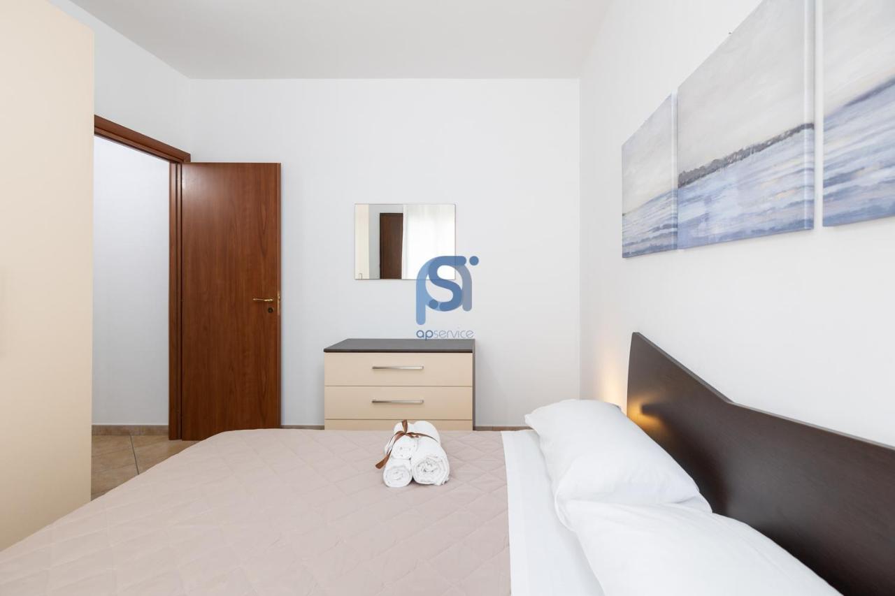 Ni Ni Apartments Чефалу Екстериор снимка