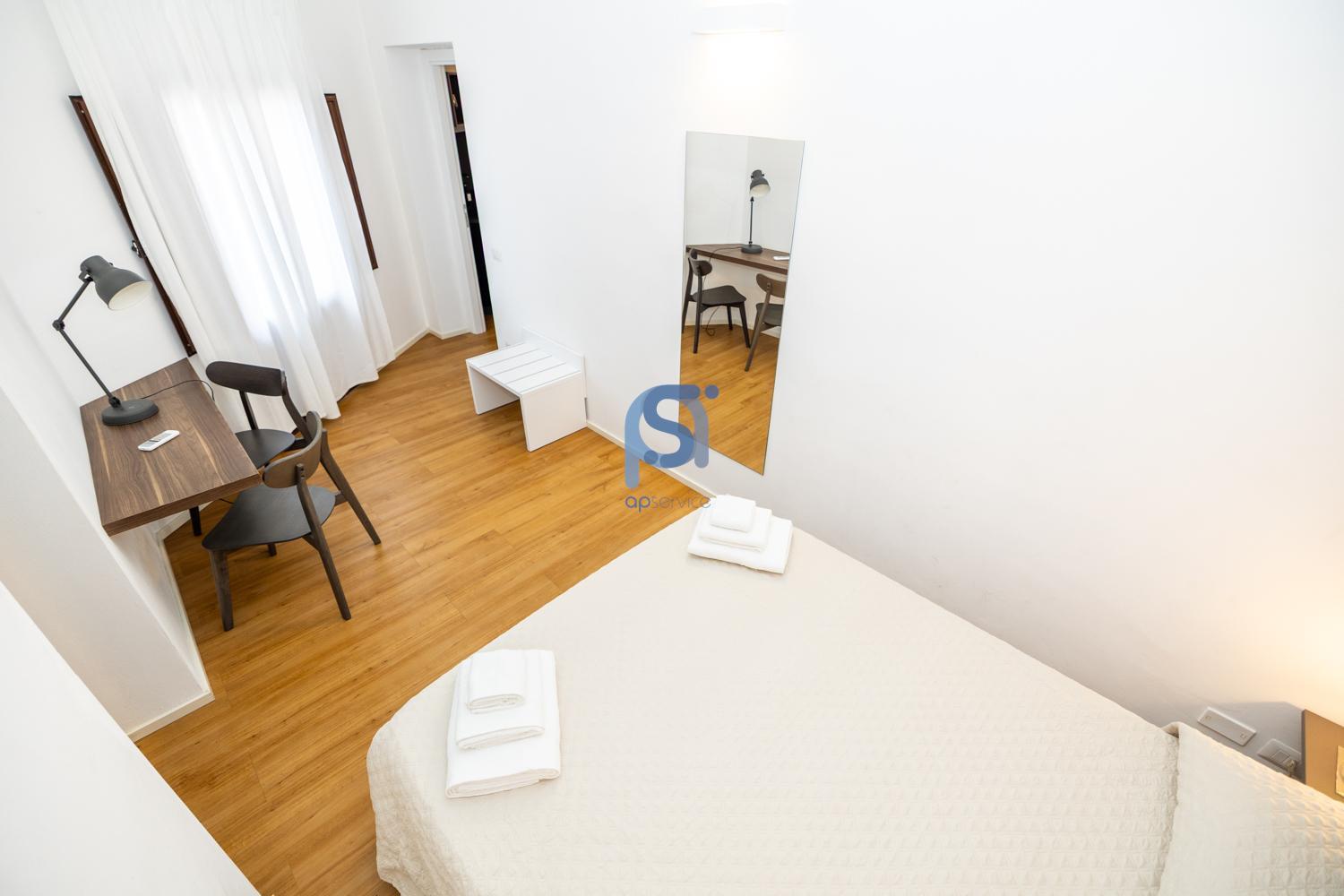 Ni Ni Apartments Чефалу Екстериор снимка